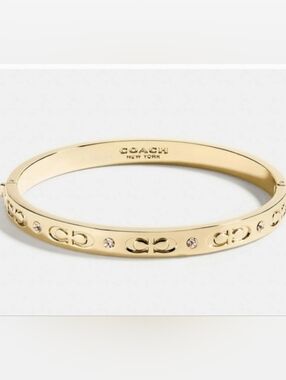NWT! Coach Signature Hinged Bangle With "C" Logo Crystal Bracelet In GOLD